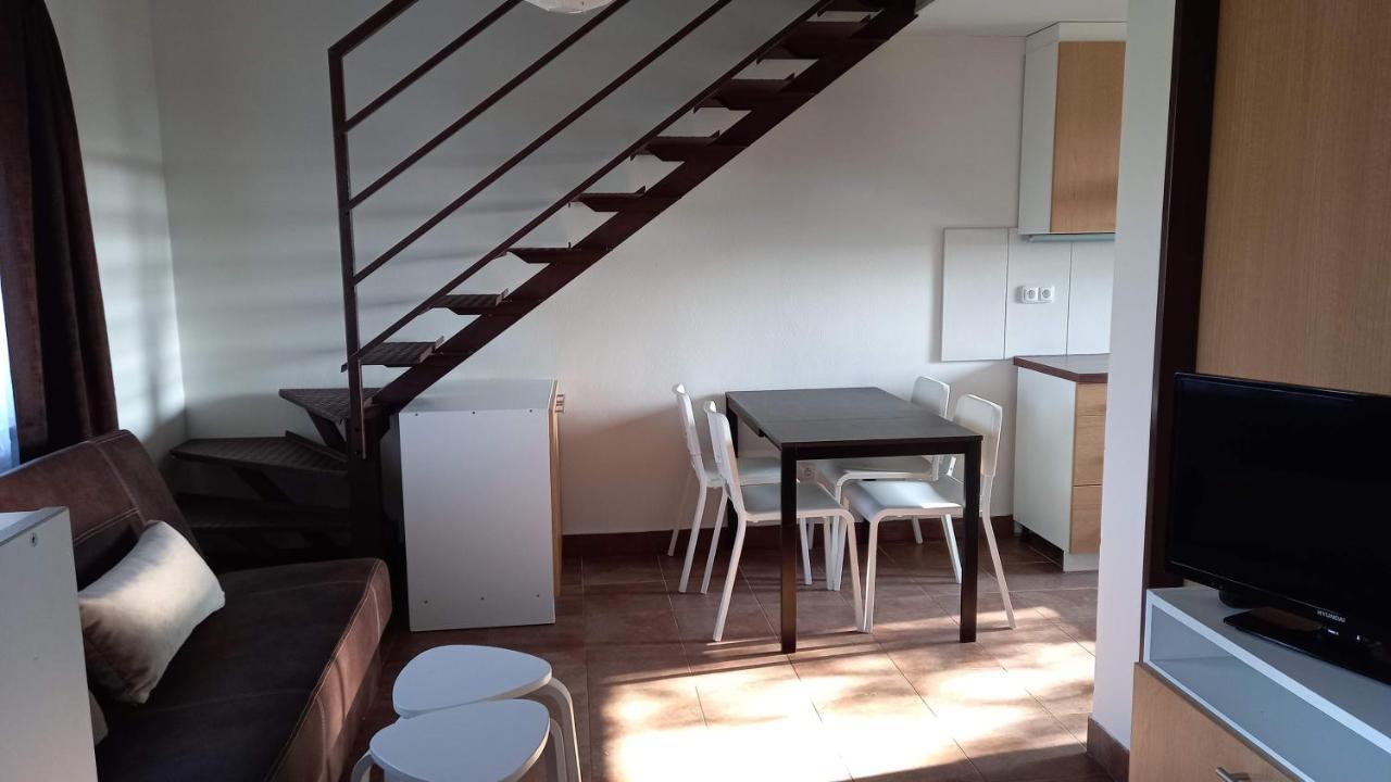 Apartmany Vinarstvi Klucov Lstibor Exterior photo