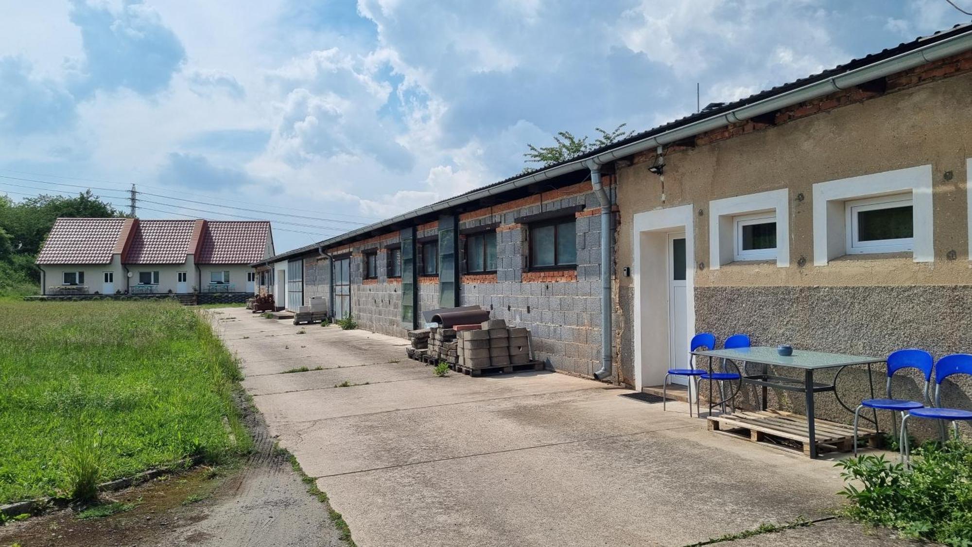 Apartmany Vinarstvi Klucov Lstibor Exterior photo